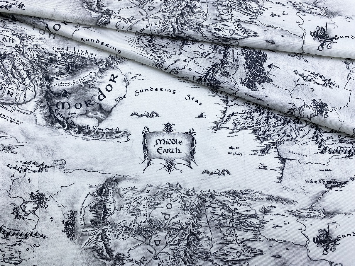 Ткань Твиловый Шёлк серый с принтом карты мир Толкина 46421 1