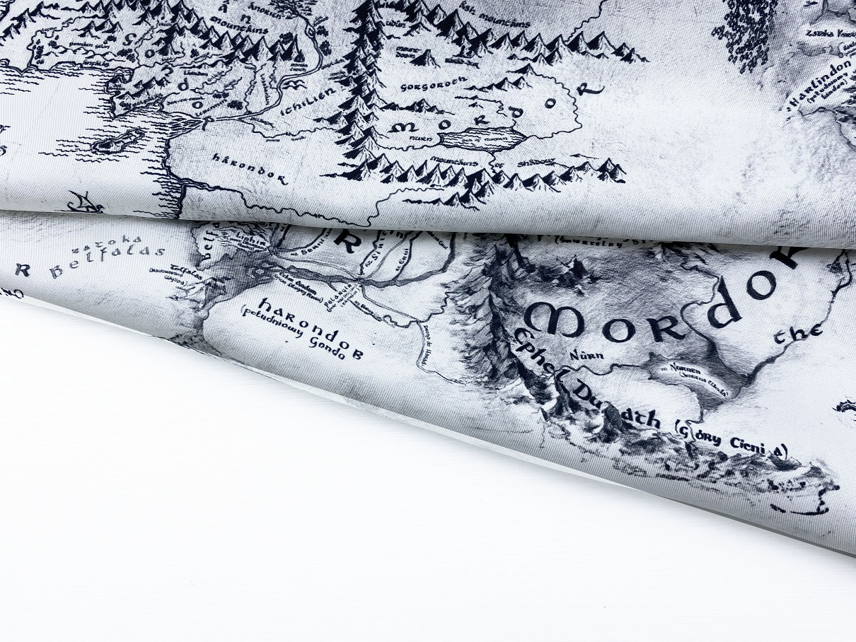 Ткань Твиловый Шёлк серый с принтом карты мир Толкина 46421 4