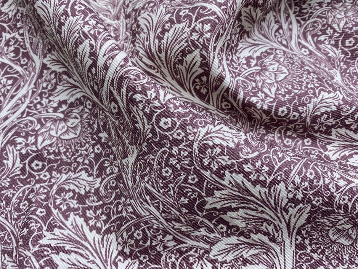Ткань Джинса  бордового цвета с принтом  листья 12697 3