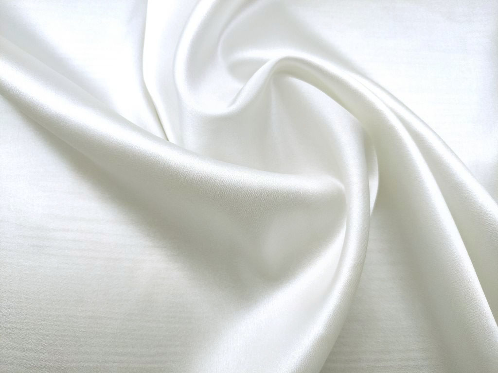 Ткань шелк белый  3