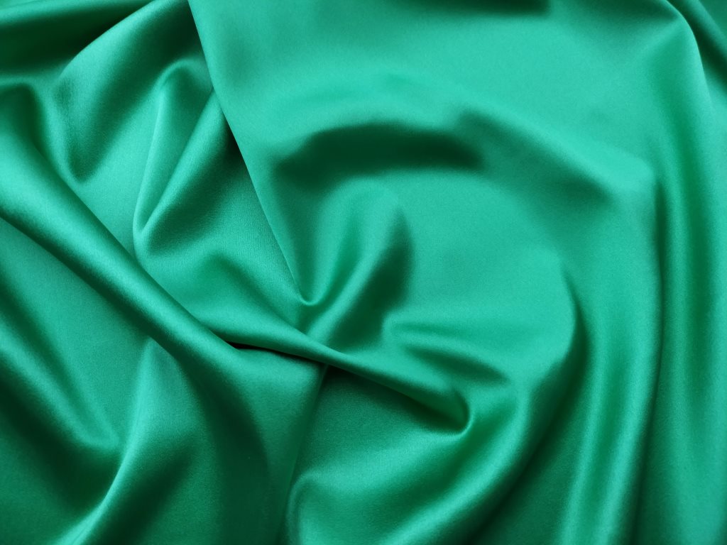 Ткань шелк травяного цвета 3