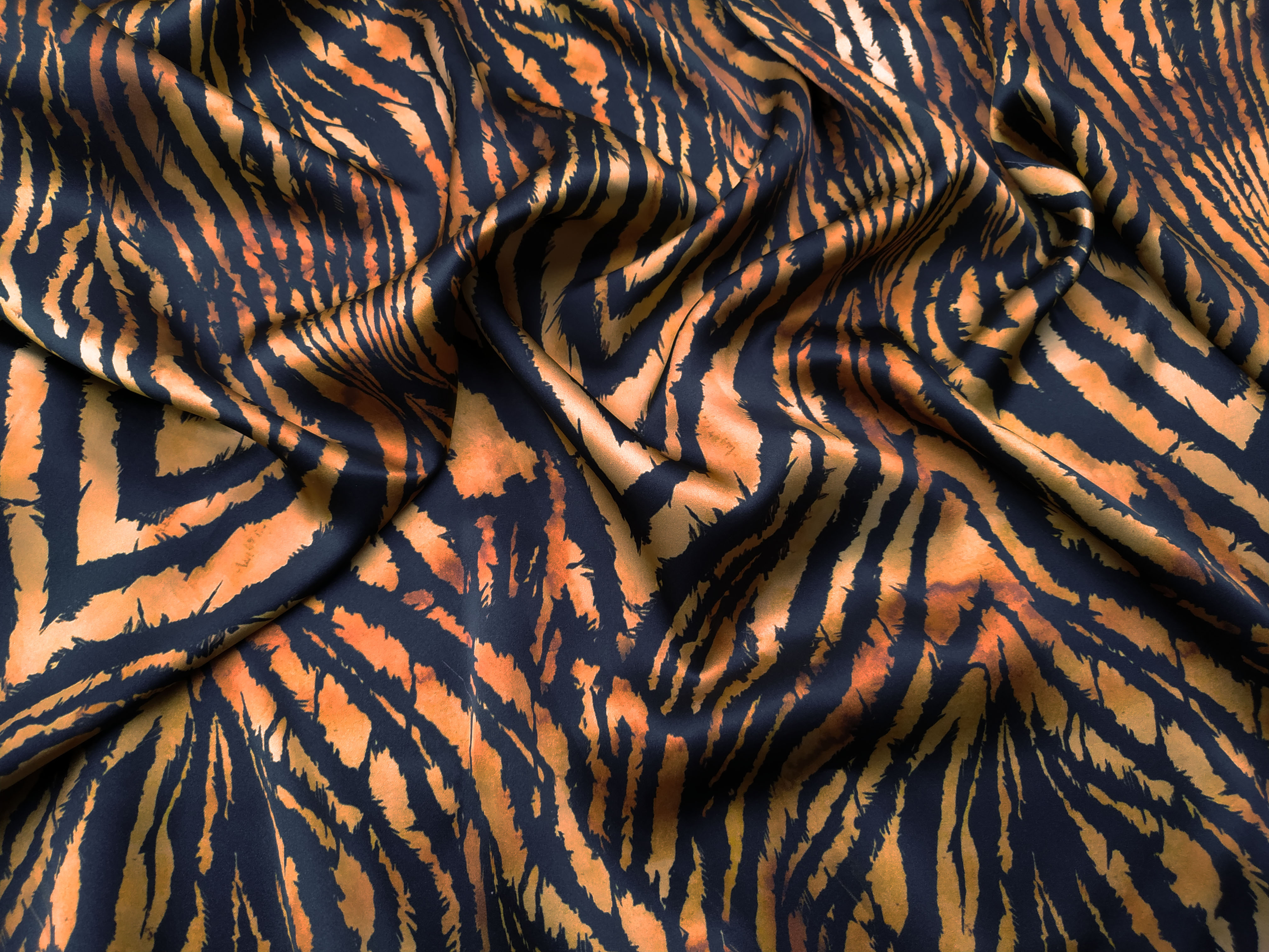 Ткань шелк рыже-коричневый с тигриным принтом 3