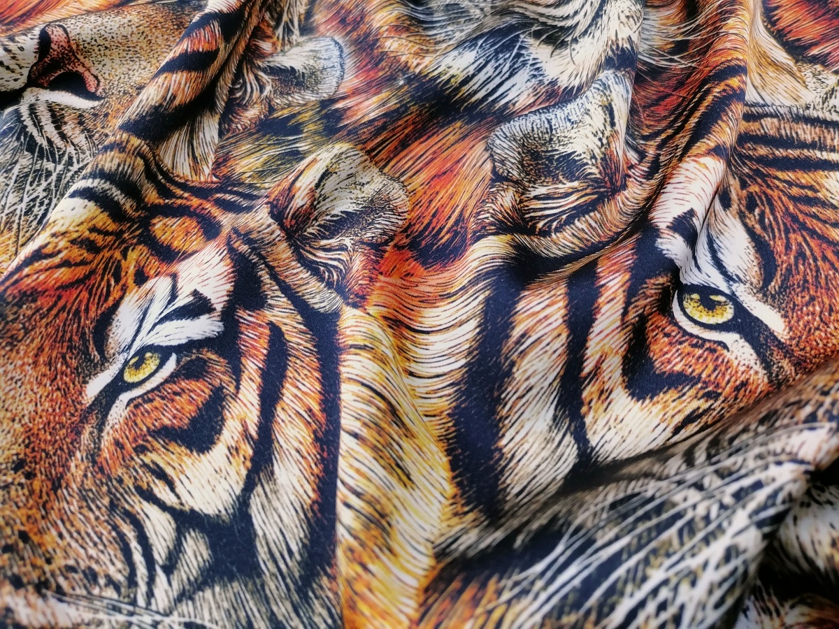 Ткань шелк рыжий голова тигра 2