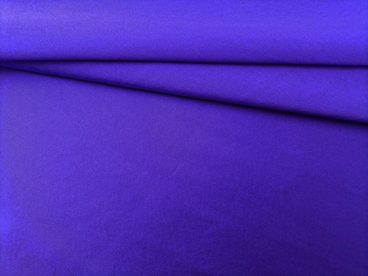 Ткань Атласный Шелк с эластаном  фиолетово-синий  Италия  42526 1