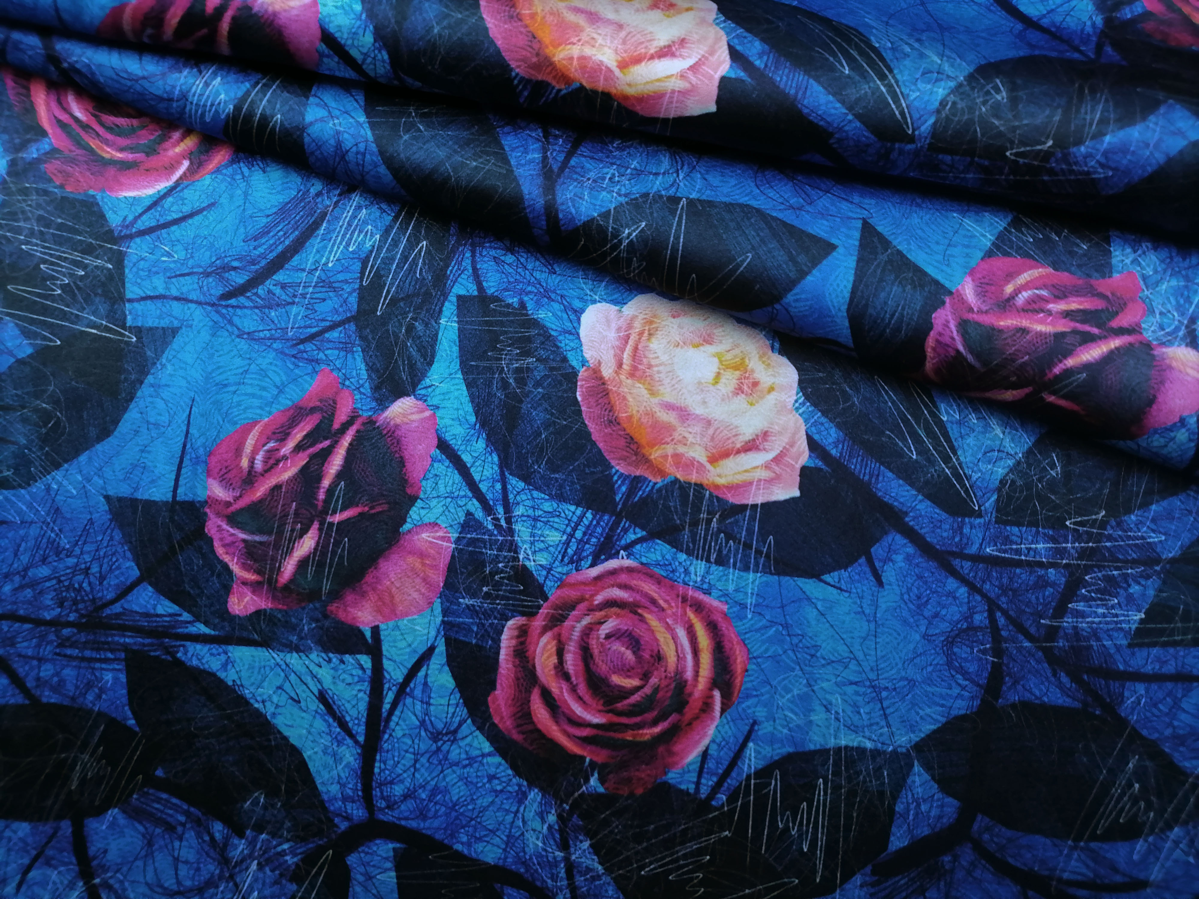 Ткань шелк синего цвета с розами 1