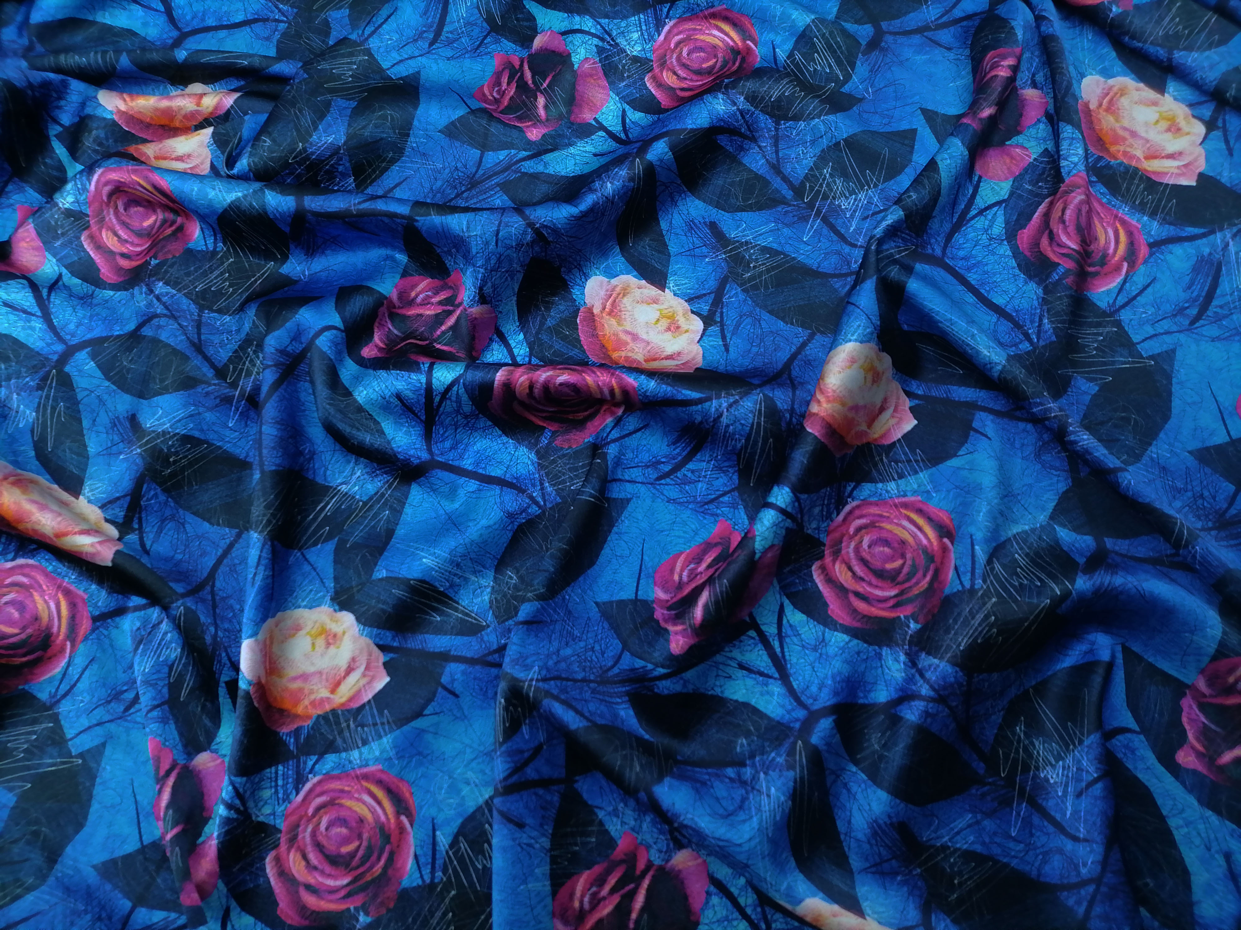 Ткань шелк синего цвета с розами 3