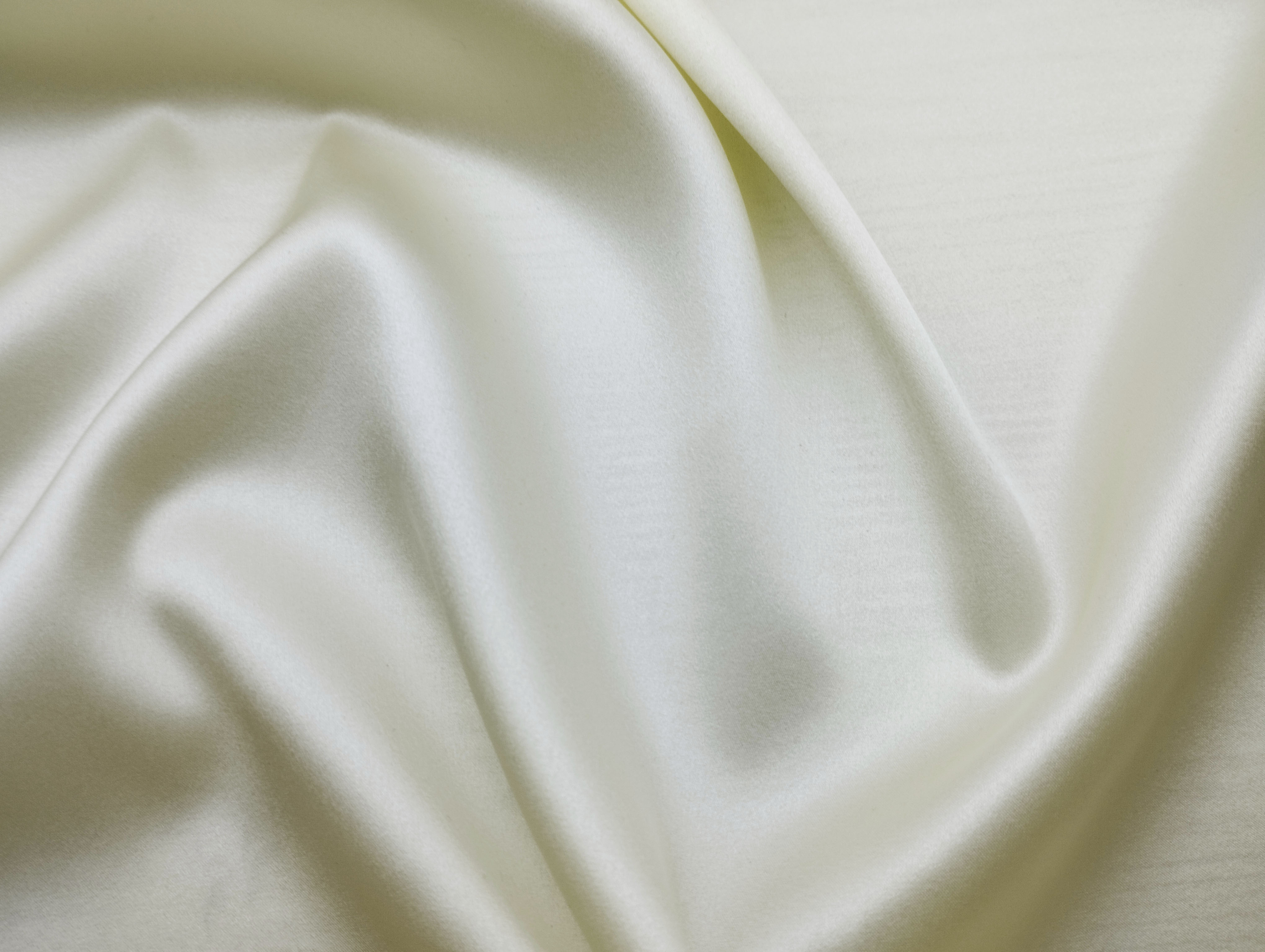 Ткань Атласный Шелк с эластаном  ванильный Италия  42759 2