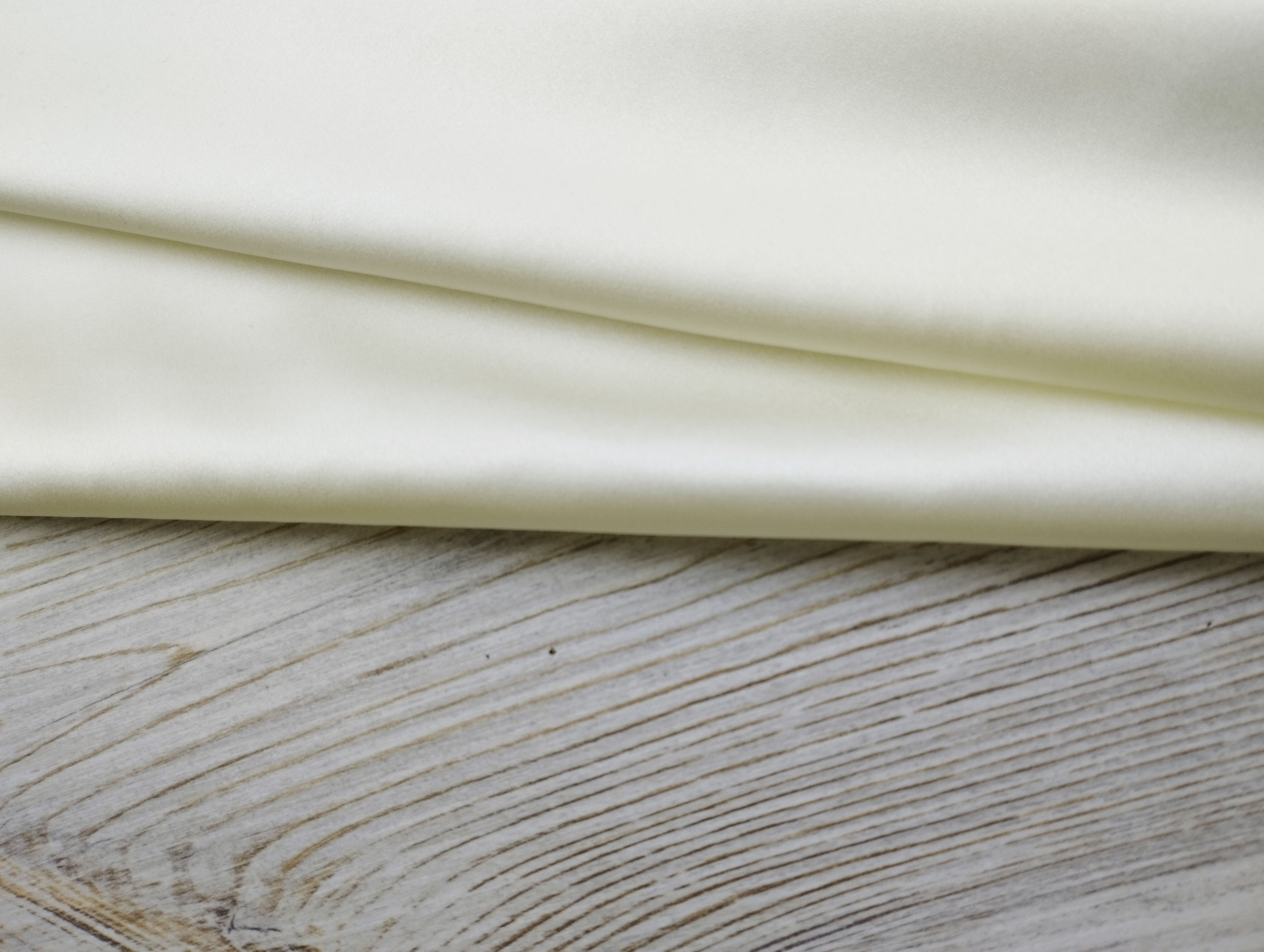 Ткань Атласный Шелк с эластаном  ванильный Италия  42759 4