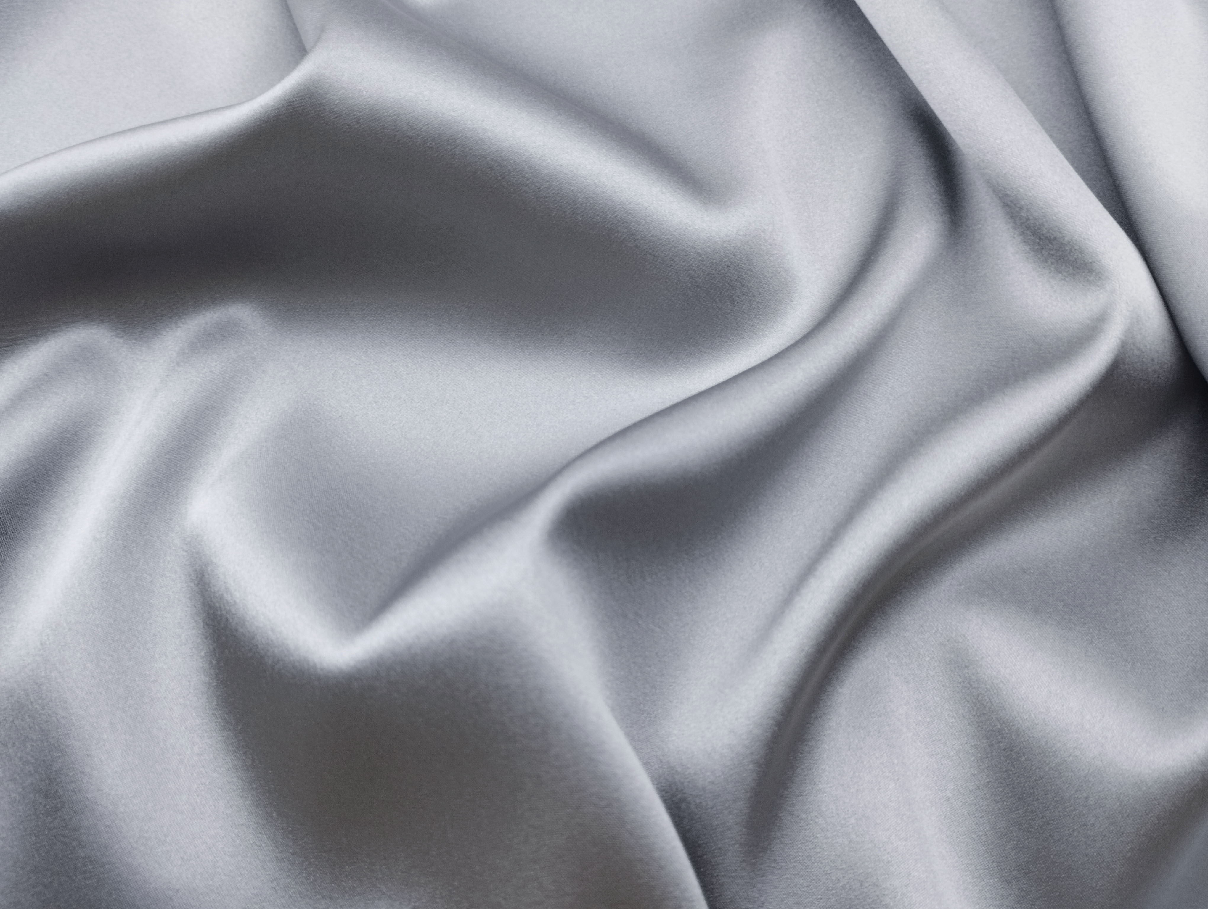 Ткань Атласный Шелк с эластаном  серый светлый Италия  42749 2