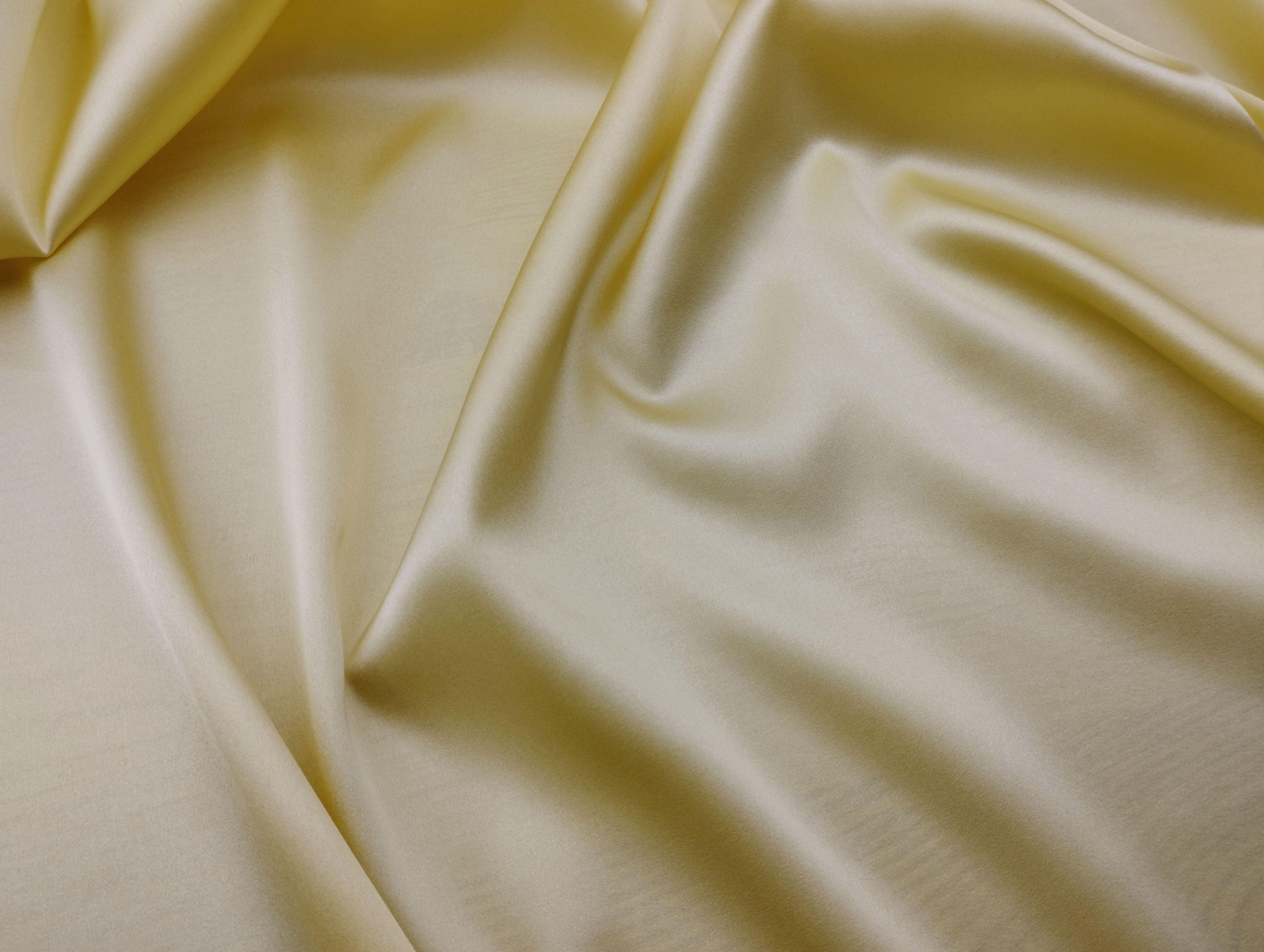 Ткань Атласный Шелк с эластаном  жёлтый светлый Италия 42861 2