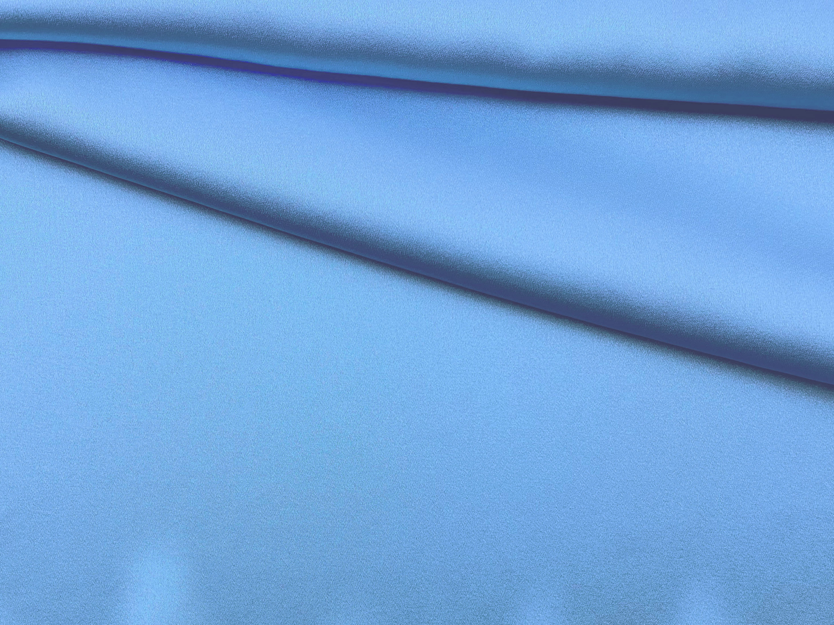 Ткань  Атласный Шелк с эластаном  голубой светлый Италия  46332 1