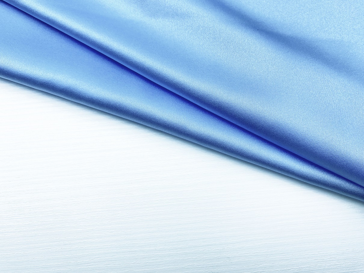 Ткань  Атласный Шелк с эластаном  голубой светлый Италия  46332 4