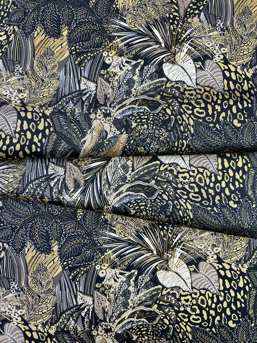 Ткань Шёлк черный с тропическим принтом и леопардами 46886 1