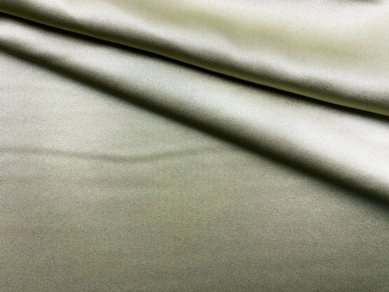 Шёлк оливкового цвета 46528