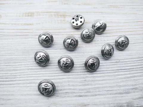 4441 Пуговица 