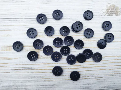 7018 Пуговица